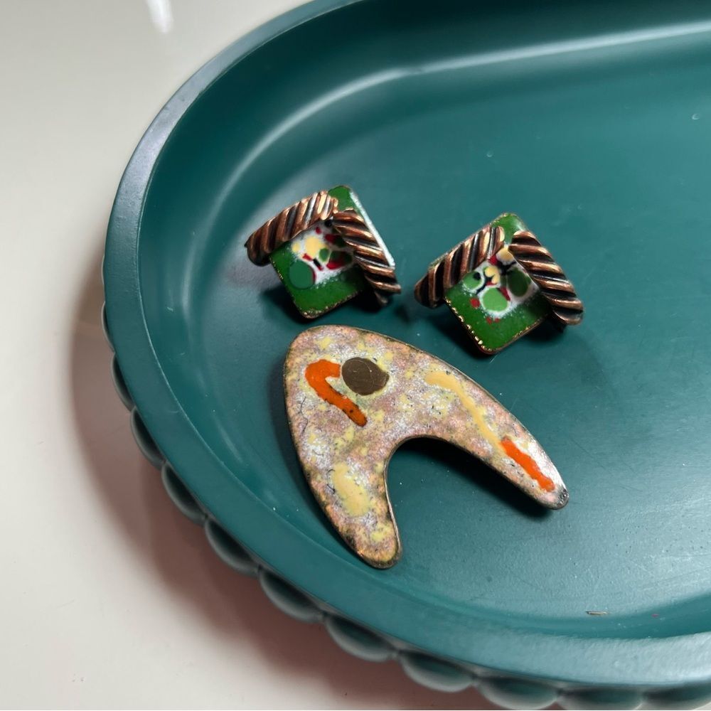 Artsy Vintage MCM 50s 60s 3 Pc Copper Enamel Clip Earrings Atomic Brooch Pin Lot